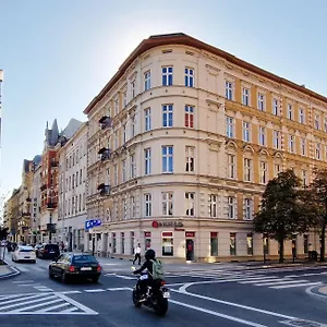 https://kamienica-bankowa-residence.poznan-hotels.com